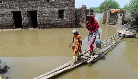 'Everything is destroyed': Pakistan flood survivors plead for aid