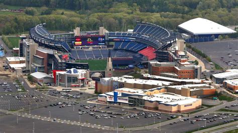 What If… Robert Kraft Never Bought Foxboro Stadium? - Belly Up Sports