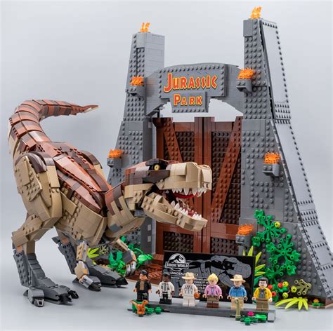 Vite testé : LEGO 75936 Jurassic Park T.rex Rampage - HOTH BRICKS | Lego jurassic world, Lego ...