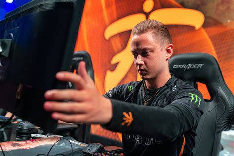 Rekkles reveals that Fnatic has never scrimmed against G2 Esports - Dot Esports