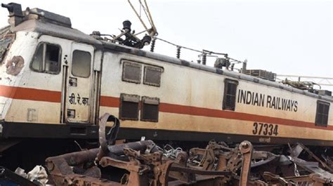 At least 10 dead in train fire mishap in southern India