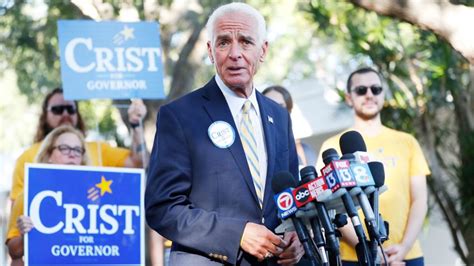 Democrats turn to Charlie Crist to try to slow Florida Gov. Ron DeSantis ahead of 2024 | CNN ...