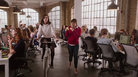 The Intern Movie Trailer - Suggesting Movie