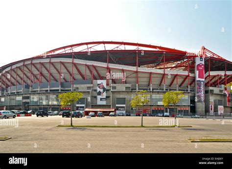 Benfica stadium lisbon portugal hi-res stock photography and images - Alamy