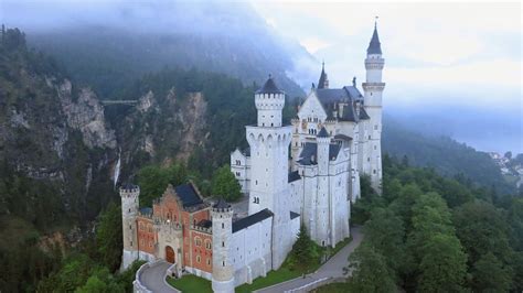 The Strange History of Neuschwanstein Castle Is No Disney Fairy Tale | HowStuffWorks