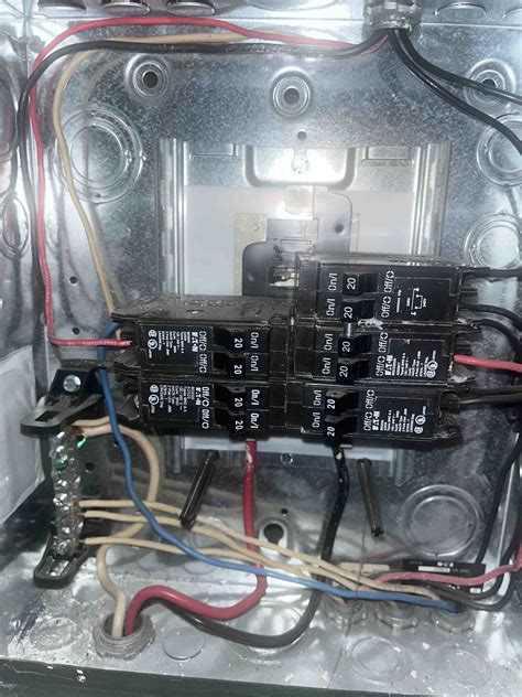 30A double pole breaker has space on the panel but would only connect one circuit? - Home ...