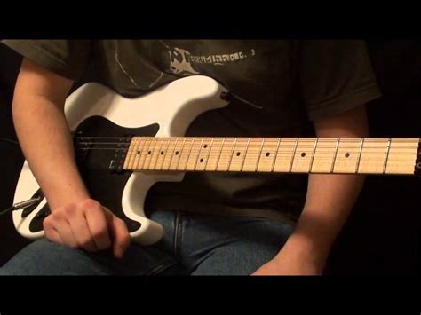 How to Make a Guitar Riff Lesson - YouTube