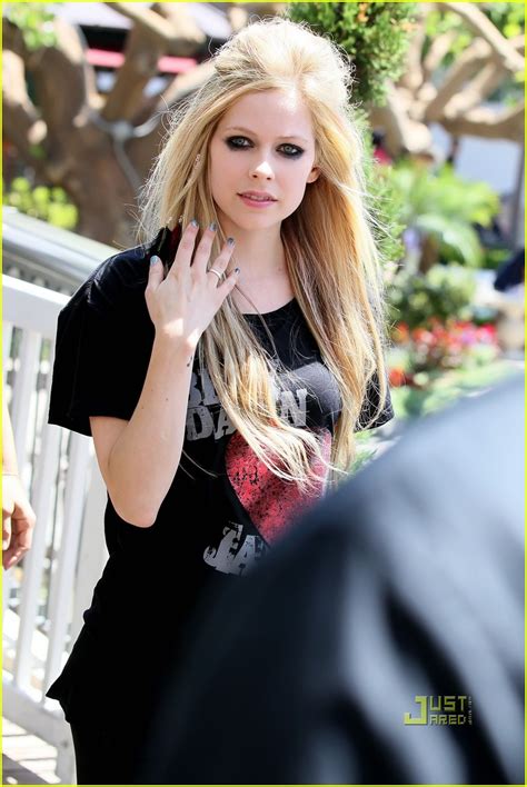 Avril Lavigne: Abbey Dawn Japan Tee! - Avril Lavigne Photo (23745022 ...