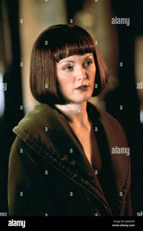 JULIANNE MOORE, THE BIG LEBOWSKI, 1998 Stock Photo - Alamy