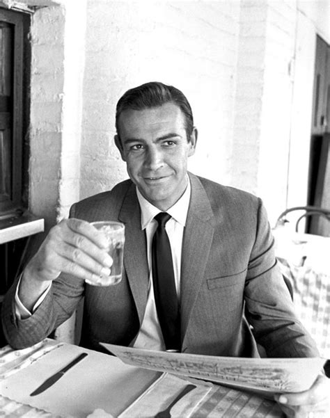 20 Amazing Vintage Photos of Sean Connery When He Was Young ~ Vintage ...