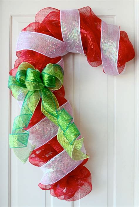 40 Fantabulous Christmas Ribbon Decoration Ideas - All About Christmas