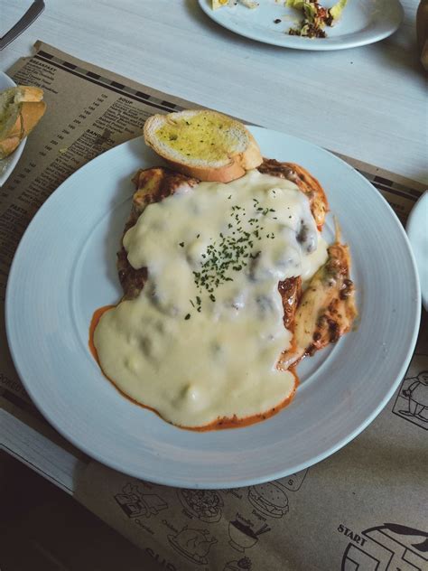 Baked Mac With White Sauce on Plate · Free Stock Photo