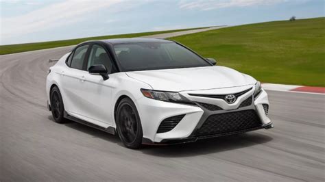 How Much Does a Fully Loaded 2023 Toyota Camry Cost?