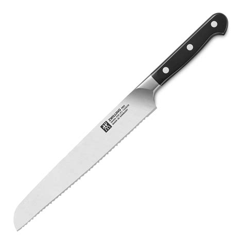 Zwilling Pro Bread Knife - 9" Z15 Serrated – Cutlery and More