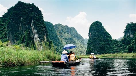 Tam Coc boat trip - Ninh Binh Tourist Center