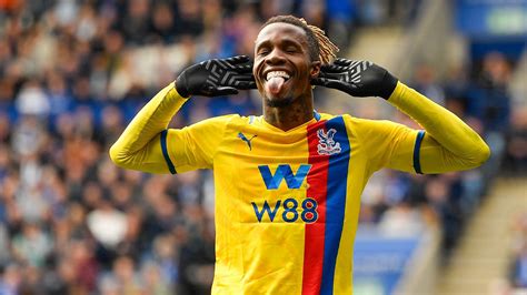 Vieira has his say on Zaha speculation as Crystal Palace winger is ...