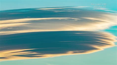 ‘UFO’ Clouds Swirl Over Colorado - Videos from The Weather Channel