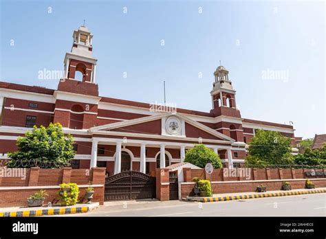 Lahore high court hi-res stock photography and images - Alamy