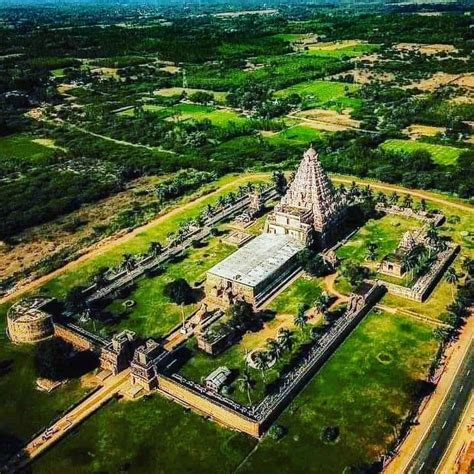 Brihadeeswara Temple | Ancient indian architecture, Temple, History of india