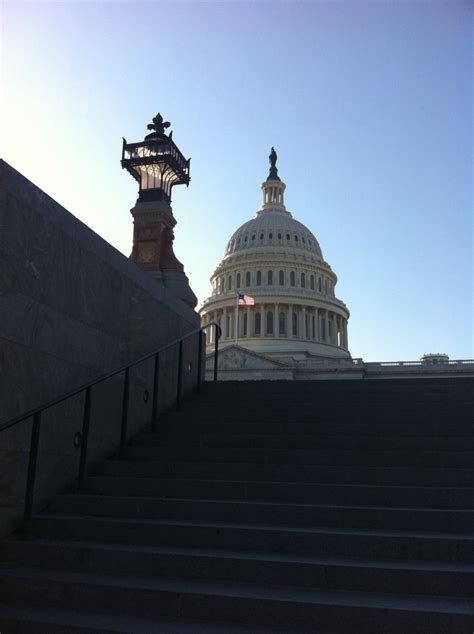 Parliament Buildings of the World: No 3 - USA - Caroline Shenton