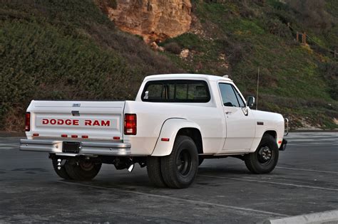 1993 1st gen Dodge D350 cummins | Dodge cummins, Dodge diesel trucks, Dodge trucks