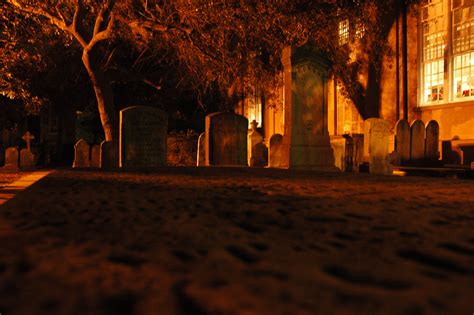 Charleston Ghost Tours Bring History, Stories to Life