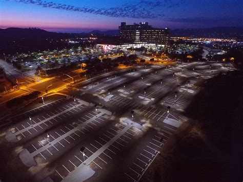 Commercial Solar LED Parking Lot Lighting - High Lumen Solar Lights