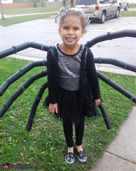 DIY Spider Costume | Mind Blowing DIY Costumes