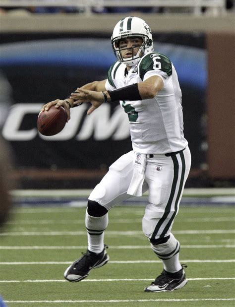 New York Jets quarterback Mark Sanchez wins, but doesn't intimidate ...