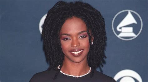 10 Best Lauryn Hill Songs of All Time - Singersroom.com