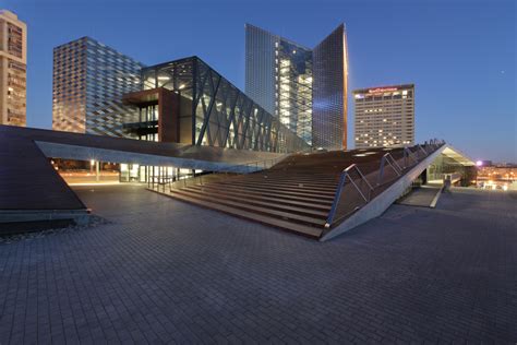 Swedbank office / Audrius Ambrasas Architects | ArchDaily