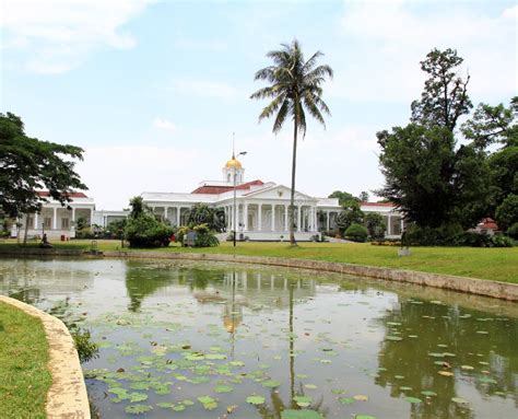 Presidential Palace in Bogor,Indonesia Stock Photo - Image of park, tree: 129510402