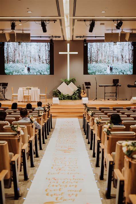 Li Syn and Abel's Floral-Filled Wedding at The Fullerton Hotel ...