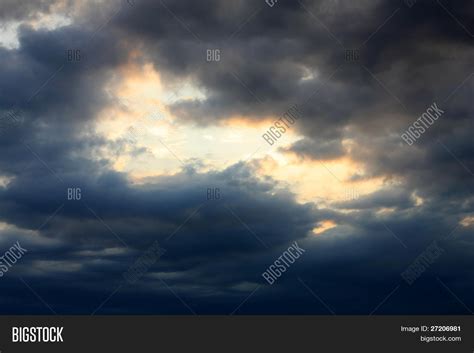 Thunderstorm Sky Image & Photo (Free Trial) | Bigstock