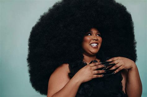 Lizzo Is Officially a ‘Viral Sensation’ as TikTok’s Top Artist of the Year in U.S.