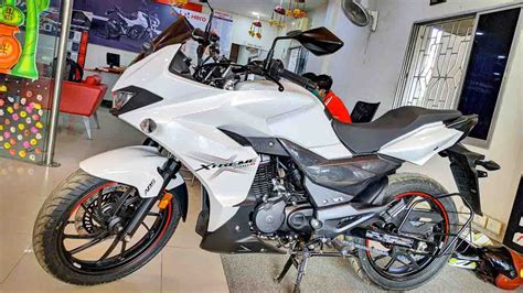 New Hero Xtreme 200S BS6 Arrives In Showroom - Detailed Walkaround