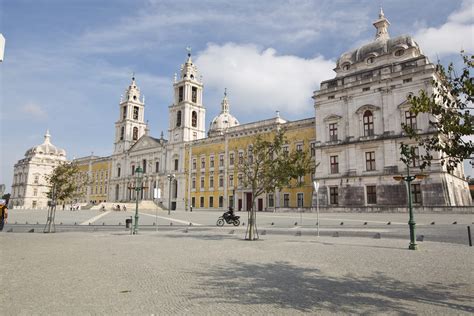 Portuguese Architecture: 7 Most Incredible Buildings in Portugal ...