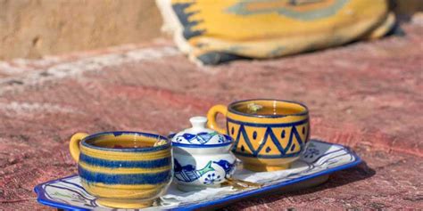 Iran sustains ancient Persian Tea culture as production up by 60% in 2016