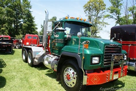 Mack - Classic Mack Truck Collection