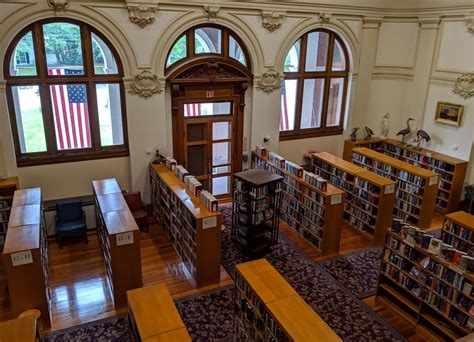 The Lawrence Library, Pepperell — Library Land