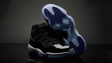 Nike Air Jordan 11 Retro 'Space Jam' Black, Concord & White | END.