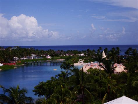 Honeymoon :) Atlantis Bahama's | Atlantis bahamas, Honeymoon, Favorite places
