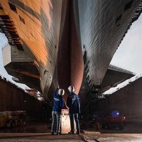 French aircraft carrier Charles De Gaulle in a dry dock [1080 × 1080 ...