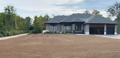 Topsoil Installation and Grading - Lanthier Topsoil & Landscaping