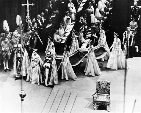 Queen Elizabeth II longest reign: UK monarch's coronation-day speech from 1953 in full