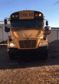 Struggle Bus Schoolbus GIF - Struggle Bus Schoolbus Schoolbusdriver - Discover & Share GIFs