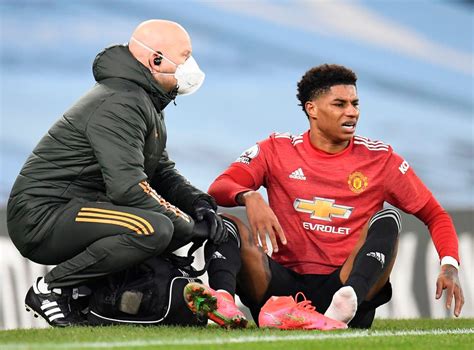 Marcus Rashford injury: Manchester United forward to undergo scans on ankle after win at City ...