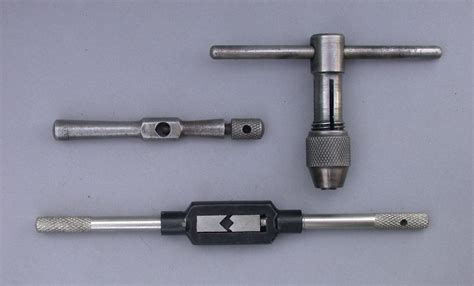 tools - What is a tap and die set and how do I use them? - Motor Vehicle Maintenance & Repair ...