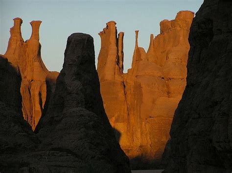 Rock formations - Ennedi Plateau, Sahara Desert, North East Chad ...