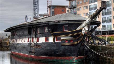 HMS Unicorn: Scotland's oldest ship reopens as museum in Dundee after £ ...